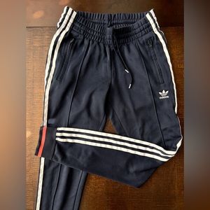 Womens ADIDAS ORIGINALS Cuffed Track Pants; Navy w/orange trim; SIZE XS